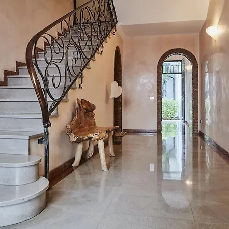 Апартаменты Ca Zanna Traditional Design Тревизо