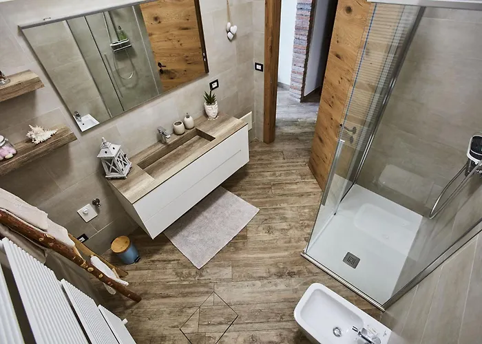 Ca Zanna Traditional Design Apartment